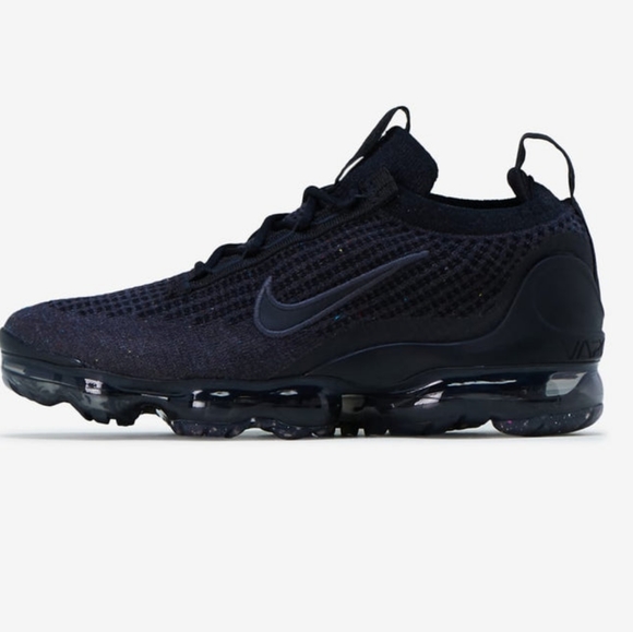 vapormax fk utility triple black